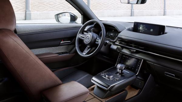 Mazda MX-30 maart 2020 interieur